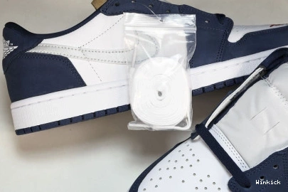 Jordan CJ7891 400 Low Midnight Navy SB 1 1122